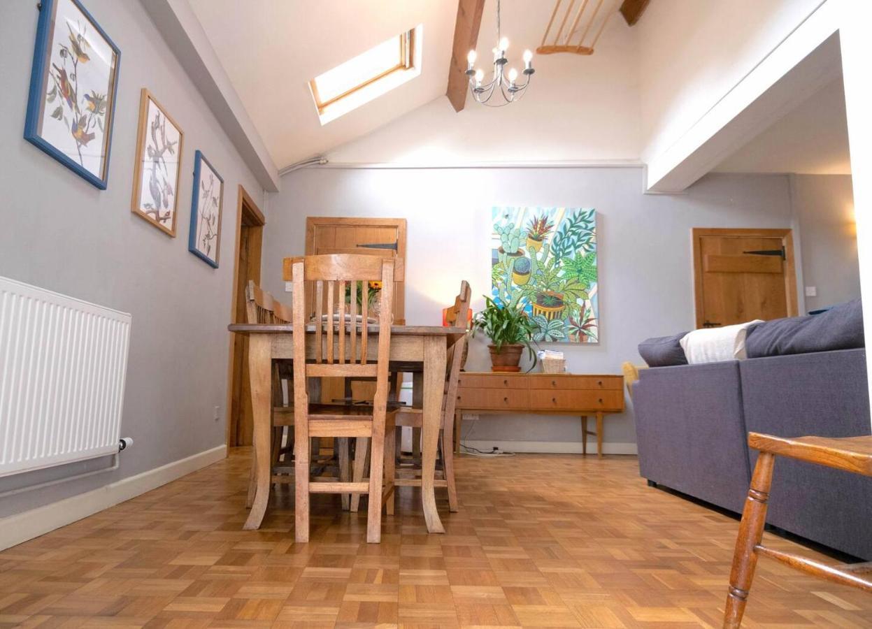 Lovely Property In The Heart Of Somerset, Sleeps 9 Шептън Малет Екстериор снимка