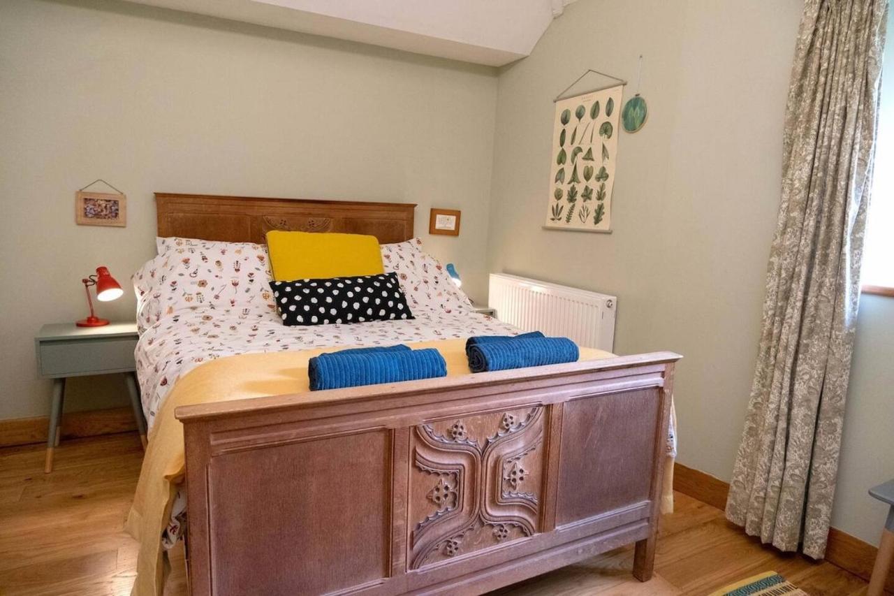 Lovely Property In The Heart Of Somerset, Sleeps 9 Шептън Малет Екстериор снимка
